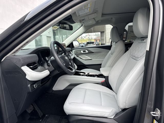 New 2026 Ford Explorer Platinum w/ LUX Leather Package AWD/4WD image 14
