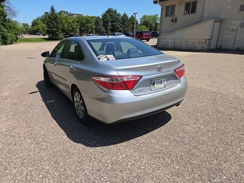 Used 2016 Toyota Camry XLE FWD image 8