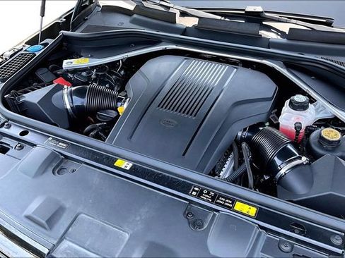 Used 2024 Land Rover Range Rover SE AWD/4WD image 30