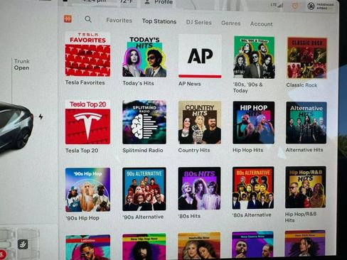 Used 2023 Tesla Model 3 Standard Range image 20