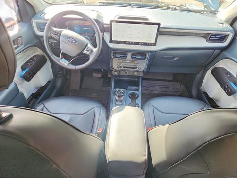 Used 2025 Ford Maverick XLT w/ XLT Luxury Package FWD image 7