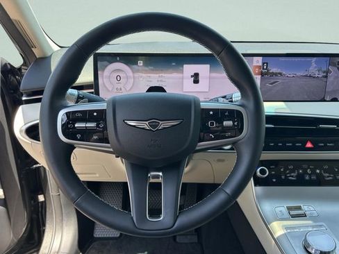 Used 2026 Genesis GV70 2.5T Advanced AWD/4WD image 32