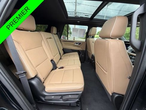 Used 2023 Chevrolet Tahoe Premier w/ Premium Package 2 AWD/4WD image 40