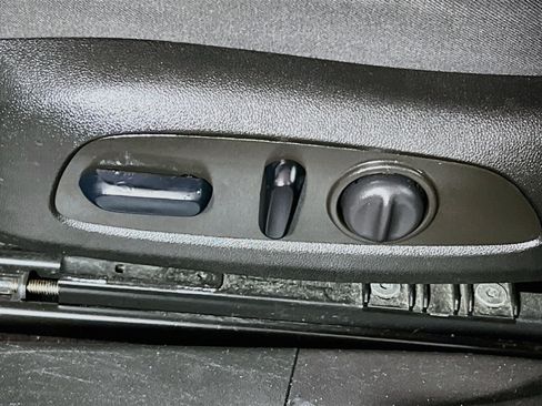 Used 2023 Chevrolet Malibu LT FWD image 15