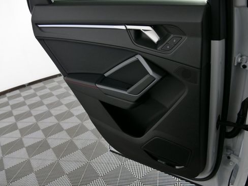 New 2025 Audi Q3 2.0T Premium Plus image 29