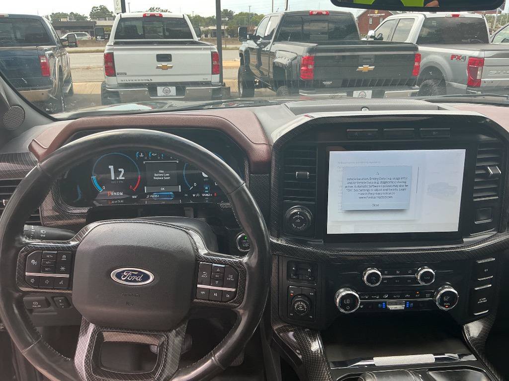 Used 2021 Ford F150 Lariat w/ Equipment Group 502A High AWD/4WD image 17