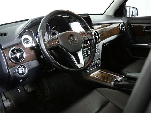 Used 2015 Mercedes-Benz GLK 350 4MATIC image 15