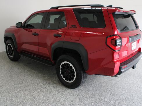 Used 2025 Toyota 4Runner TRD Off-Road Premium w/ Tow Technology Package AWD/4WD image 9