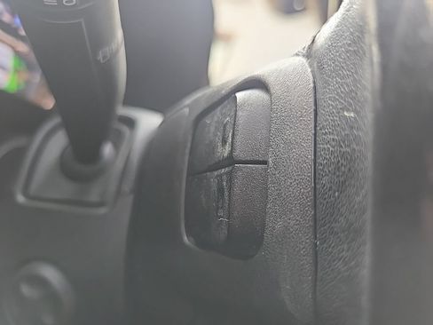 Used 2021 GMC Yukon SLT w/ SLT Premium Package AWD/4WD image 50