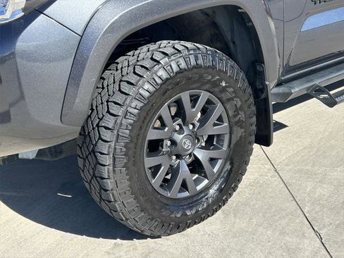 Certified 2023 Toyota Tacoma SR5 image 9