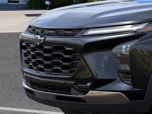 New 2026 Chevrolet Trax ACTIV w/ Sunroof Package FWD image 13