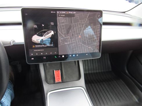 Used 2022 Tesla Model 3 Long Range image 19