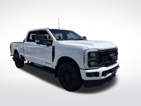 Used 2025 Ford F250 Lariat w/ Lariat Ultimate Package AWD/4WD image 7