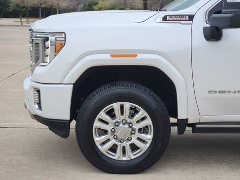 Used 2022 GMC Sierra 2500 Denali w/ Denali Ultimate Package image 8