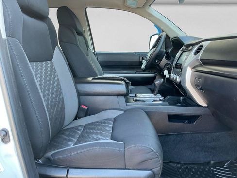 Used 2019 Toyota Tundra SR5 AWD/4WD image 15