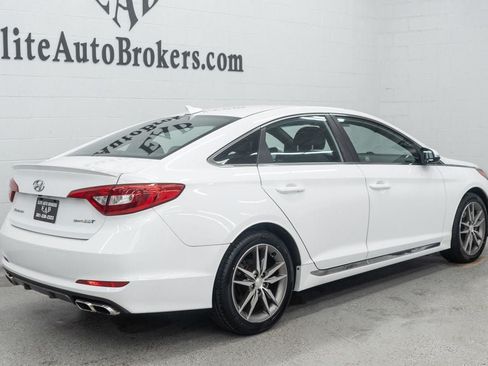 Used 2017 Hyundai Sonata Sport 2.0T FWD image 6