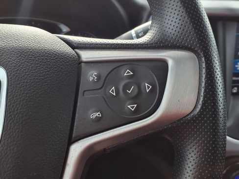 Certified 2022 GMC Acadia SLE w/ Driver Convenience Package image 16