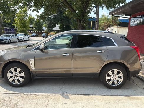 Used 2014 Cadillac SRX Luxury w/ Driver Awareness Package FWD image 2