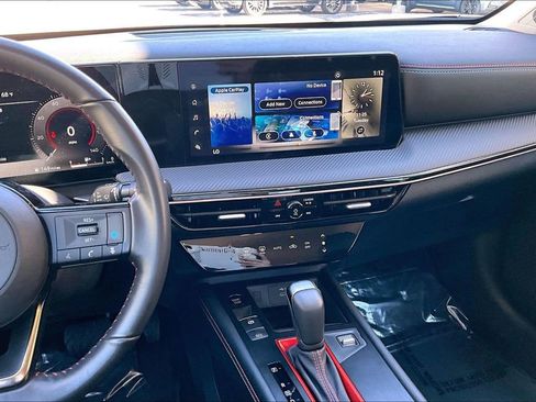 Used 2025 Nissan Kicks SR image 9