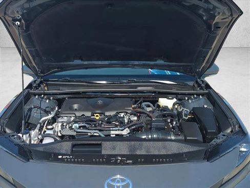 Used 2025 Toyota Camry SE w/ Convenience Package image 22