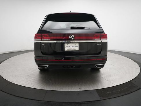 Used 2024 Volkswagen Atlas SE AWD/4WD image 27