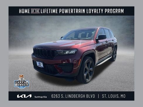 Used 2023 Jeep Grand Cherokee Altitude image 1