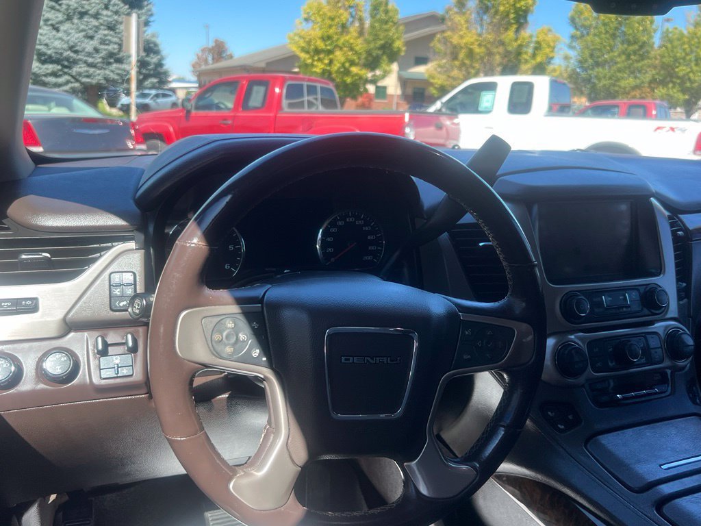 Used 2015 GMC Yukon XL Denali AWD/4WD image 12