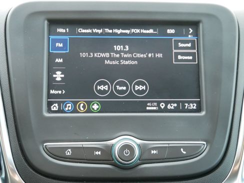 Used 2024 Chevrolet Equinox LT AWD/4WD image 18