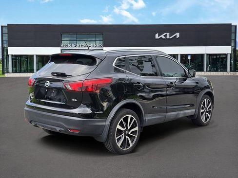 Used 2017 Nissan Rogue Sport SL FWD image 4