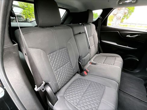 Used 2019 Chevrolet Blazer LT FWD image 20