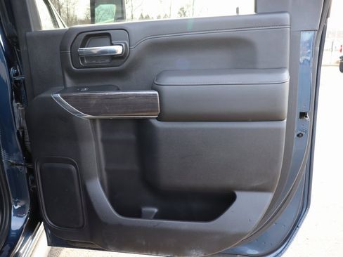 Used 2020 Chevrolet Silverado 3500 LTZ image 30