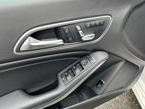 Used 2019 Mercedes-Benz CLA 250 4MATIC image 30