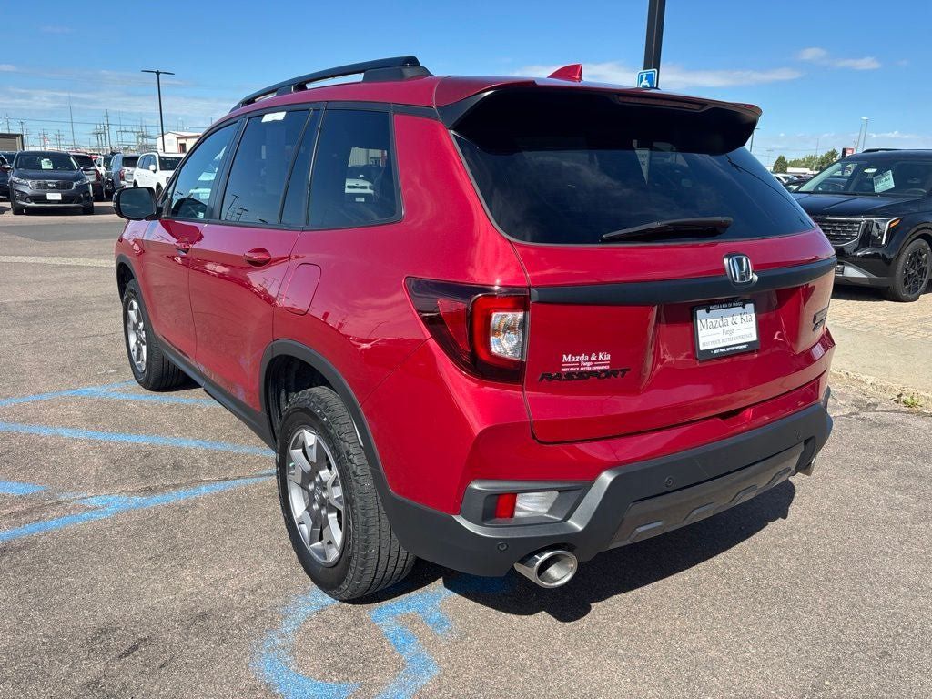 Used 2022 Honda Passport TrailSport image 7