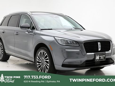 Used 2022 Lincoln Corsair AWD w/ Premium Package image 1