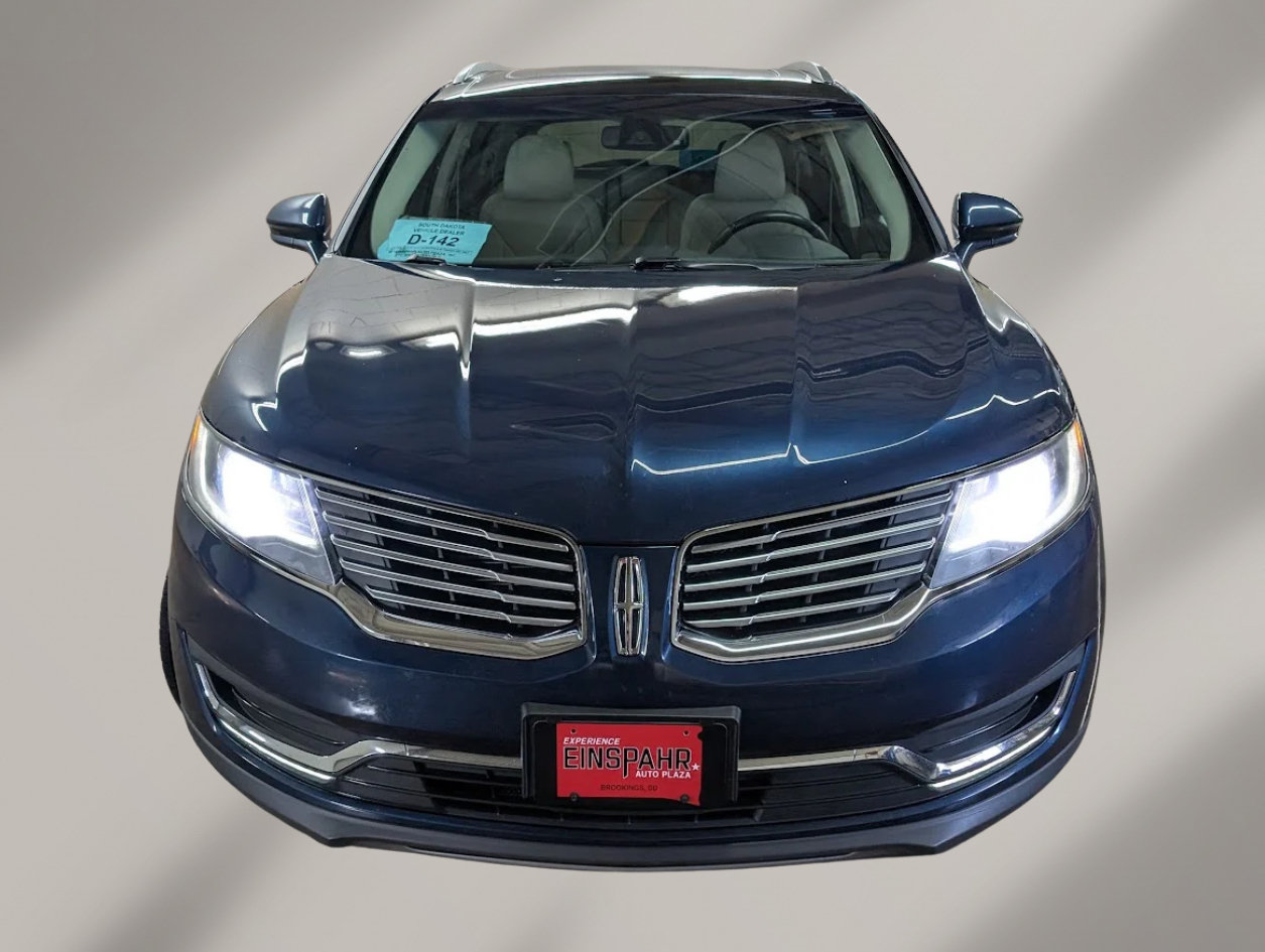 Used 2017 Lincoln MKX Reserve w/ Lincoln MKX Climate Package AWD/4WD image 2