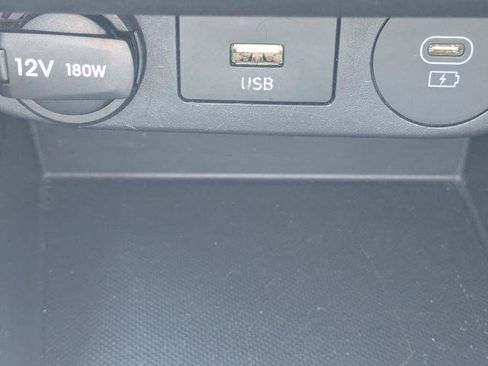 Used 2024 Hyundai Elantra SEL FWD image 21