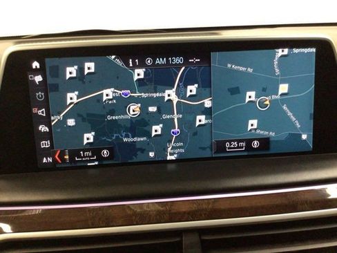 Used 2018 BMW 740i image 10