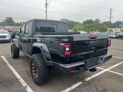 Used 2024 Jeep Gladiator Sport AWD/4WD image 5