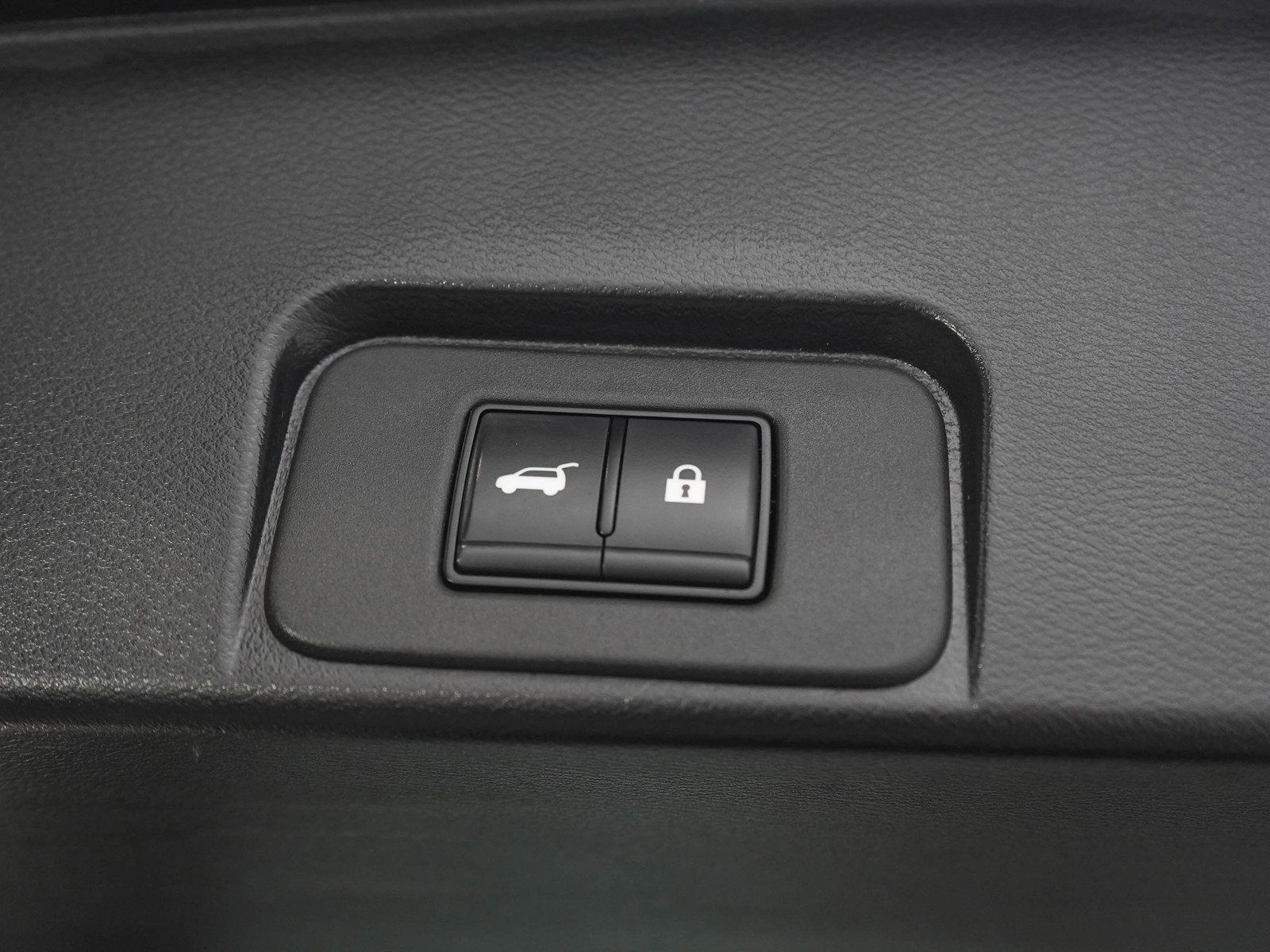 Used 2023 Nissan Rogue SV w/ SV Premium B Package AWD/4WD image 11