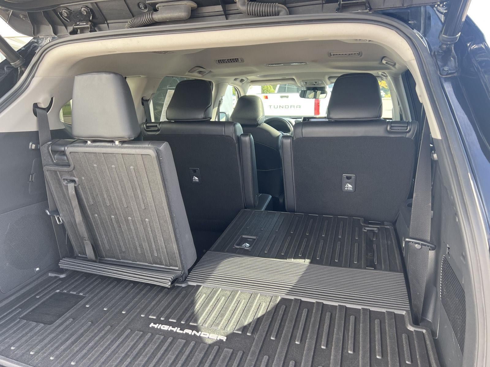 Used 2020 Toyota Highlander Limited AWD/4WD image 13