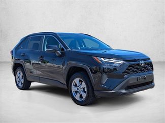 Used 2025 Toyota RAV4 XLE FWD video 3