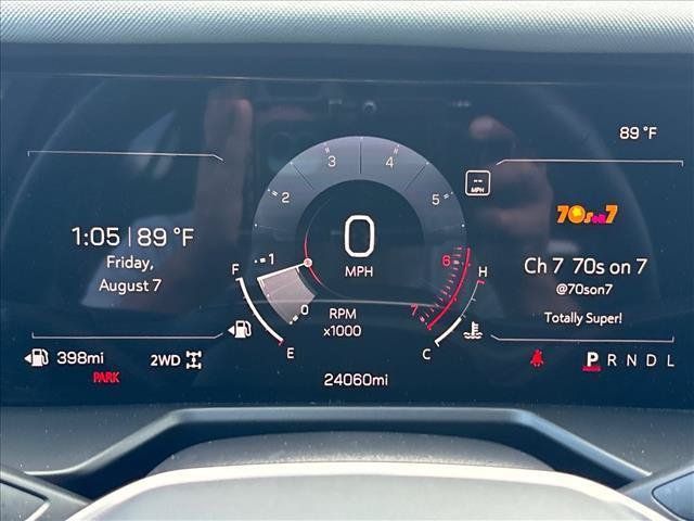 Certified 2025 GMC Acadia AT4 AWD/4WD image 13