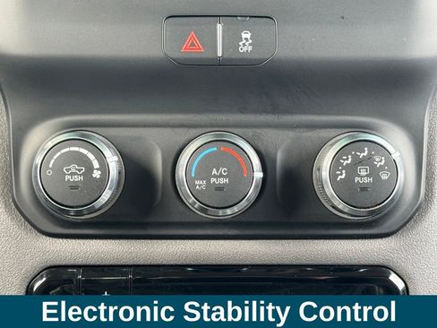 Used 2020 RAM 2500 Big Horn image 17