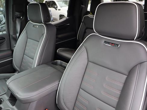 New 2026 GMC Sierra 1500 AT4X image 15