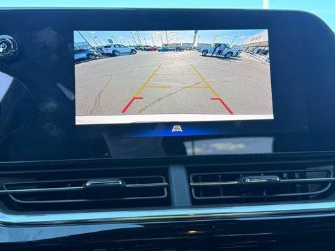 Used 2024 Chevrolet Trax RS w/ Driver Confidence Package image 21