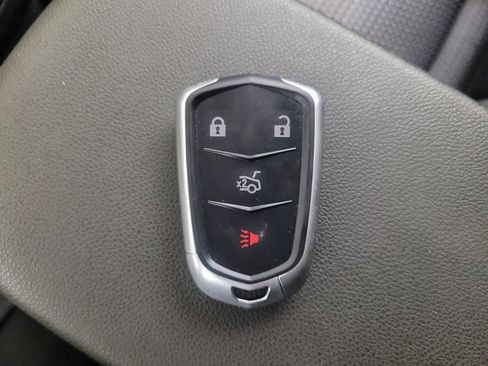 Used 2024 Chevrolet Trax LT w/ LT Convenience Package FWD image 32