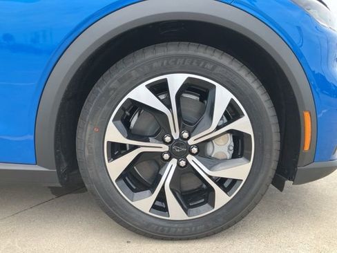 New 2025 Ford Mustang Mach-E Select w/ Comfort Package Lite image 9