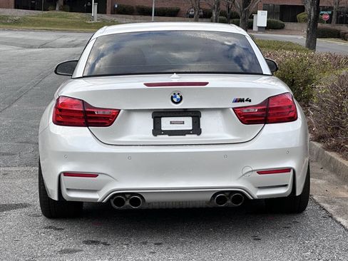 Used 2016 BMW M4 Convertible w/ Executive Package RWD image 4