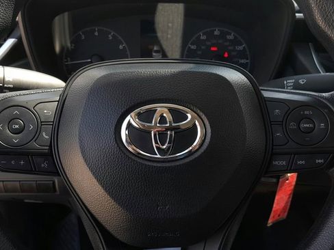 Used 2024 Toyota Corolla LE image 20