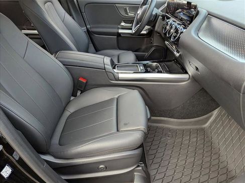 Certified 2025 Mercedes-Benz GLA 250 image 20